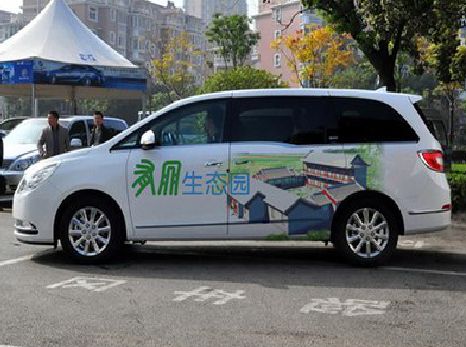 内江户外车贴喷绘如何保持效果?